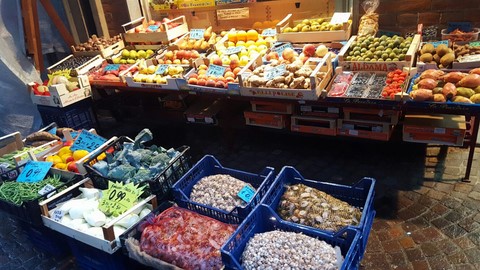 Arance, mandarini, tuberi...